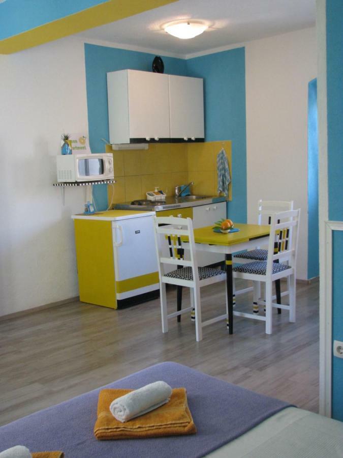 فيس Apartments And Room Lemon المظهر الخارجي الصورة